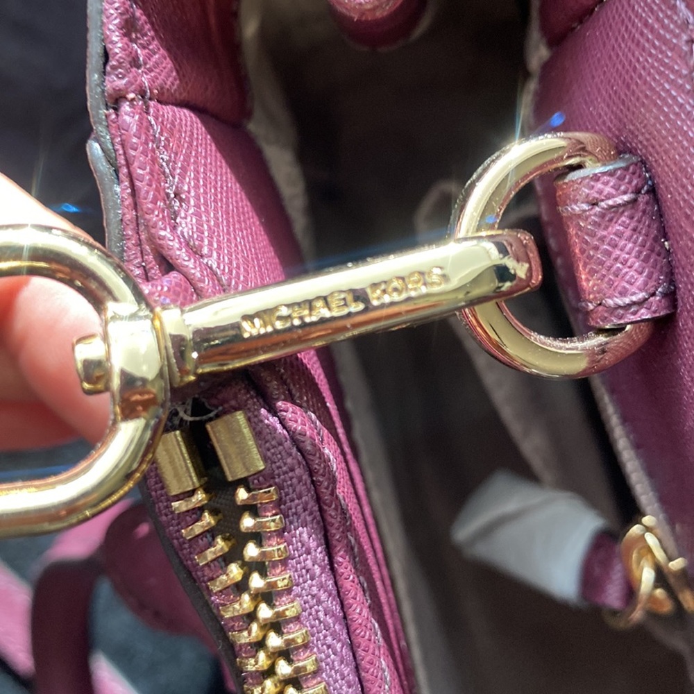 Michael Kors purse - Picture 11 of 12